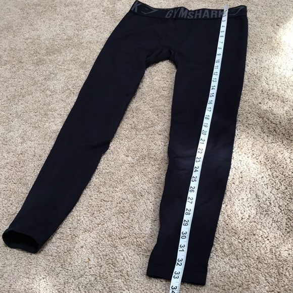 GYMSHARK size S black athletic leggings - Picture 6 of 8
